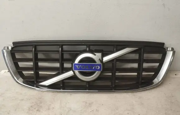 Volvo XC60 Front bumper upper radiator grill 30764558 30764556 30764555