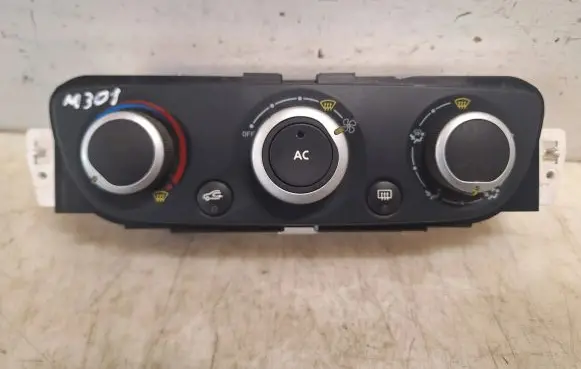 Renault Megane III Climate control unit T1001877V