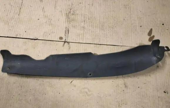 Porsche Boxster 986 Fender end trim 99650464201