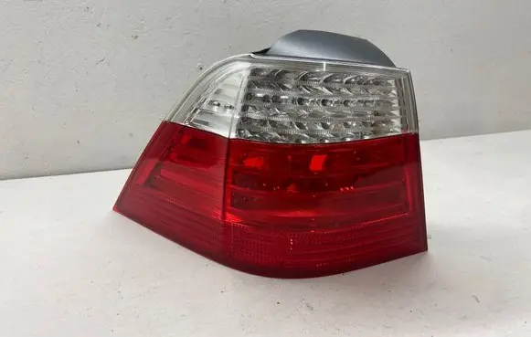 BMW 5 E60 E61 Rear/tail lights 7177693