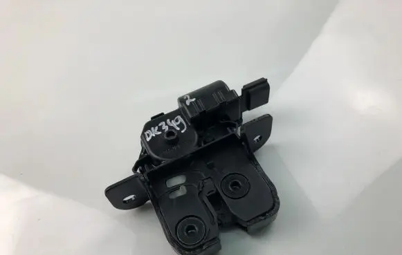 Renault Captur Tailgate/trunk/boot lock/catch/latch 846307169R