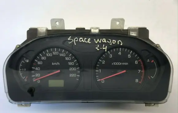 Speedometer (instrument cluster)
