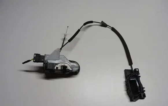 Citroen DS3 Front door lock 732313 2450A062518 A04094