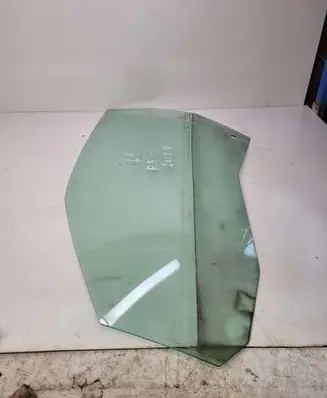 Audi A3 S3 8P Sliding door window/glass 8P7OK