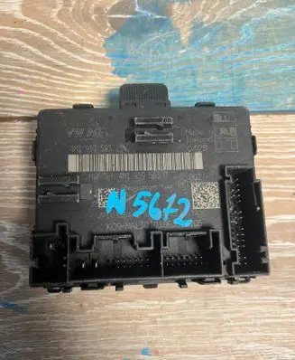 Volkswagen Polo VI Gateway control module GS69696LW