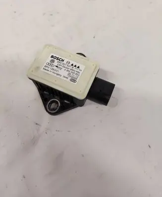 Audi A4 S4 B8 8K ESP acceleration yaw rate sensor 8R0907637B