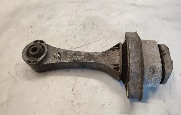 Volkswagen Golf IV Engine mount bracket 1J0199851