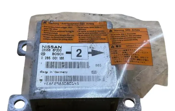 Nissan Terrano Airbag control unit/module 285568F200 0285001186
