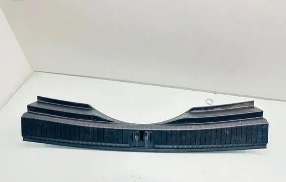 Volkswagen Touran III Trunk/boot sill cover protection 5TA863459E