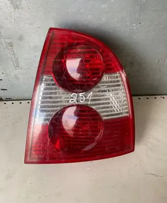 Volkswagen PASSAT B5.5 Rear/tail lights 3B5945096AE