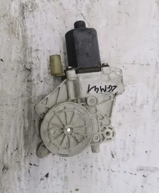 Mercedes-Benz Sprinter W906 Front door window regulator motor A0068205442