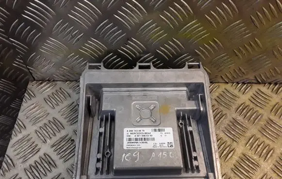 Mercedes-Benz A W169 Engine control unit/module 2661534879
