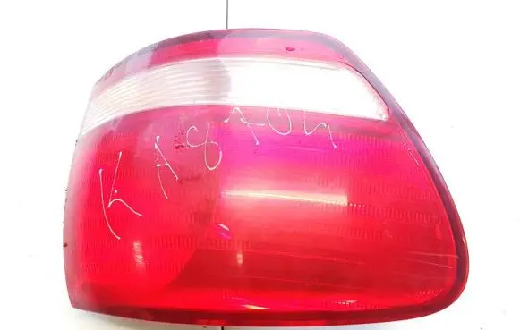 Toyota Avensis Verso Rear/tail lights