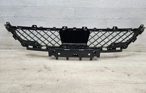 Renault Arkana Front bumper lower grill 622544666R