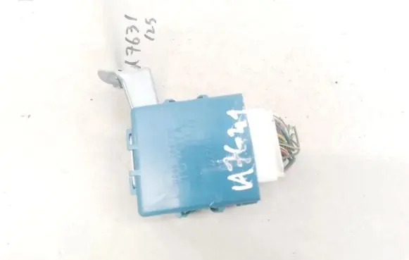 Toyota Yaris Door control unit/module 8598000020 85980-00020