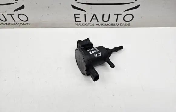 Vacuum valve
