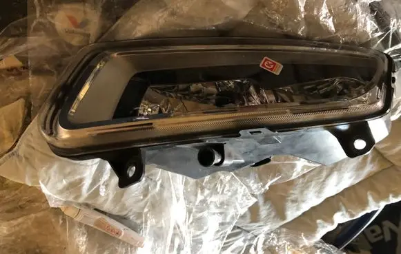 Volkswagen Polo V 6R Front fog light 17416201 17415903