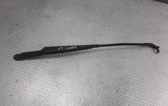 Renault Espace - Grand espace IV Front wiper blade arm 8200014895C