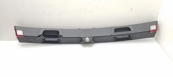 Mercedes-Benz C W204 Tailgate/boot lid lock trim A2047400772