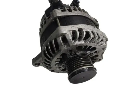 Nissan Navara D23 Generator/alternator 231005JU0A