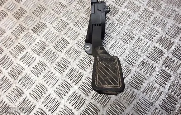 Ford Fiesta Accelerator throttle pedal 8v219f836aa