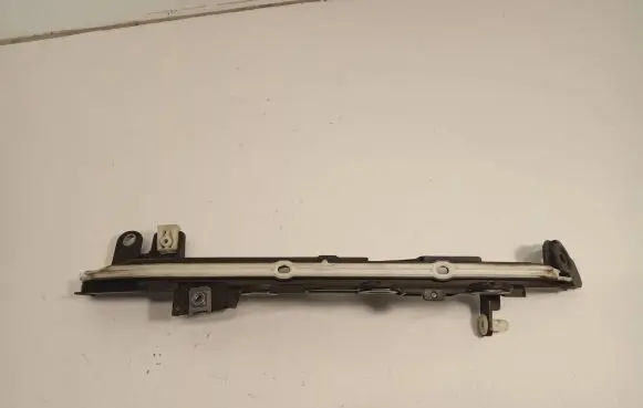 BMW 5 G30 G31 Other engine bay part 9334787 58650910 6133