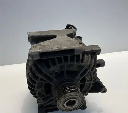 Mercedes-Benz E W211 Generator/alternator A0131540002 0124625014 0131540002