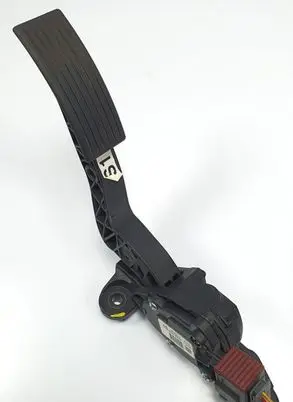 KIA Rio Pedal assembly 