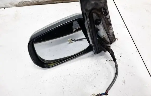 Toyota Avensis Verso Front door electric wing mirror E4012228