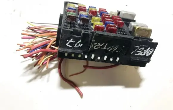 Opel Sintra Fuse box set