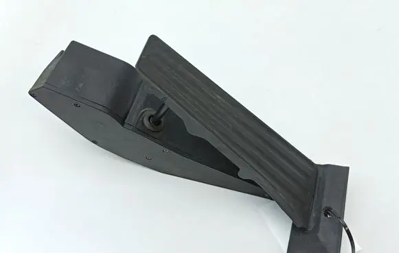 BMW Z4 E85 E86 Accelerator throttle pedal 6762327 25916010 3541676232701