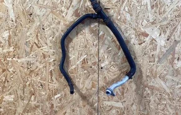 Porsche Cayenne (92A) Engine coolant pipe/hose 94810635505