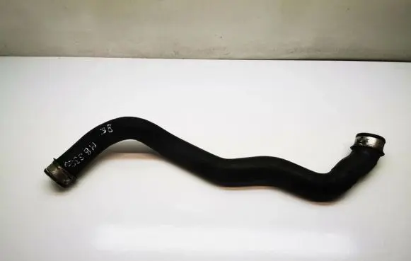 Mercedes-Benz S W221 Engine coolant pipe/hose A2215010784