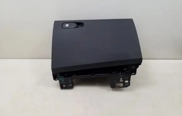 Volvo S90, V90 Glove box 31688713
