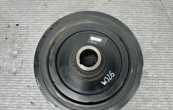 Jeep Grand Cherokee (WJ) Crankshaft pulley 5080019AA A6120300203