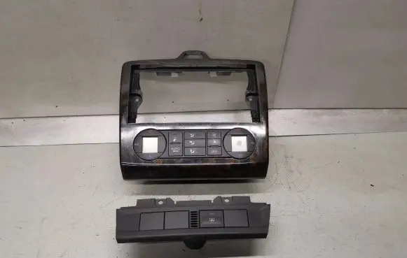 Ford Focus Climate control unit 3M5T18C612AP 4M5118522EBW 4M5113D734BB
