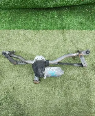 Front wiper linkage and motor