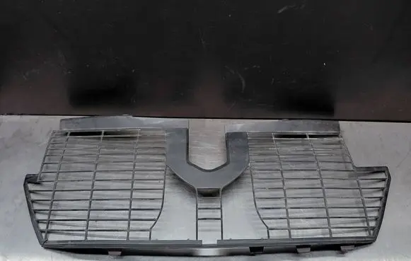 Mercedes-Benz CLK A208 C208 Bonnet/hood grill 2085000018