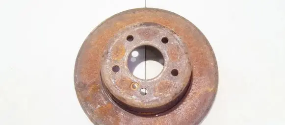 Mercedes-Benz E W210 Rear brake disc neventiliuojamas