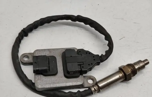 Mercedes-Benz Vito Viano W447 Lambda probe sensor A0009058411 0009058411 A3C0106740000