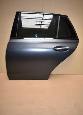 Mercedes-Benz C W206 Rear door