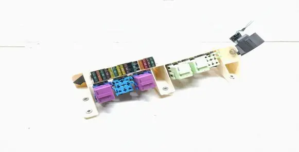 BMW X5 E53 Fuse module 6937674