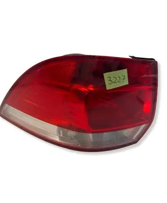 Volkswagen Golf V Rear/tail lights 05001H0M01L