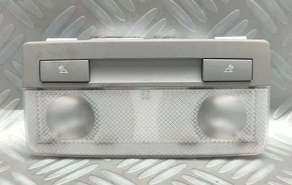 Opel Zafira C Rear seat light 