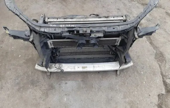 Audi Q7 4L Radiator support slam panel