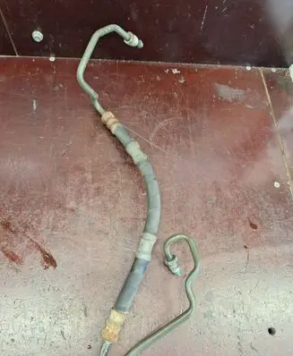 Power steering hose/pipe/line