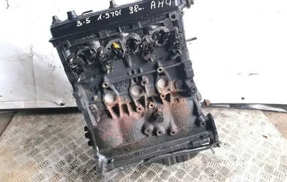 Volkswagen PASSAT B5 Engine AHU