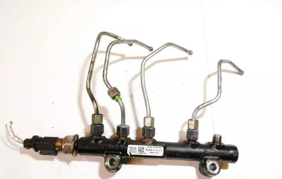 Peugeot 308 Fuel main line pipe 9804776780 160831947
