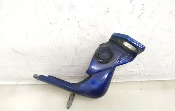Ford S-MAX Front door upper hinge EM2BR22800AA
