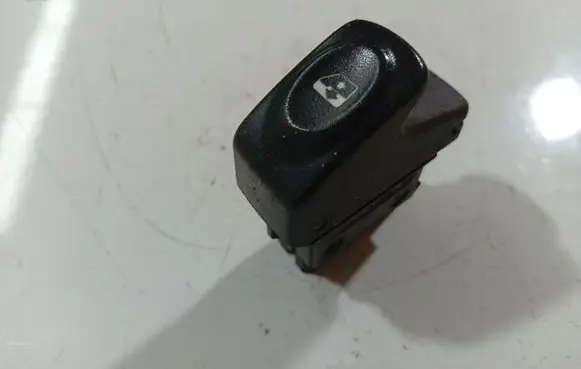 Renault Thalia I Electric window control switch 